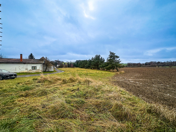 Prodej pozemku 1200 m², Třebsko