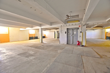 Pronájem skladovacích prostor 400 m², České Budějovice