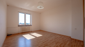 Obývací pokoj - Pronájem bytu 2+1 v osobním vlastnictví 53 m², Vyškov