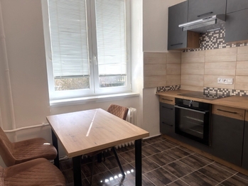 Pronájem bytu 2+1 v osobním vlastnictví 57 m², Karlovy Vary