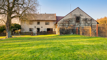 Prodej domu 290 m², Provodín