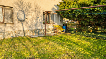 Prodej domu 290 m², Provodín