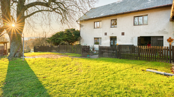 Prodej domu 290 m², Provodín