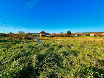 Prodej pozemku 5742 m², Ostřetín