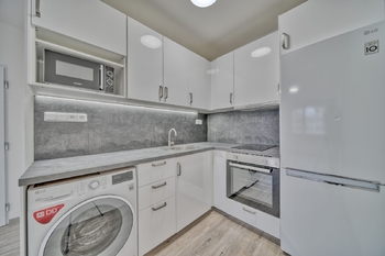 Pronájem bytu 2+kk v osobním vlastnictví 45 m², Praha 9 - Horní Počernice