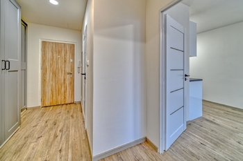 Pronájem bytu 2+kk v osobním vlastnictví 45 m², Praha 9 - Horní Počernice