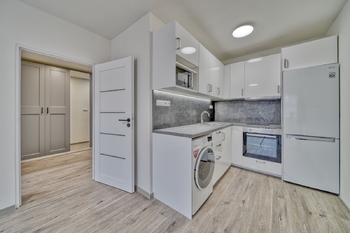 Pronájem bytu 2+kk v osobním vlastnictví 45 m², Praha 9 - Horní Počernice