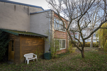 Pronájem domu 220 m², Praha 8 - Kobylisy