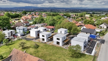 stav je dni 20.5.2026 - Prodej domu 96 m², Hůry