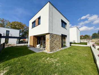 Prodej domu 96 m², Hůry