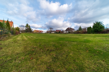 východní pohled foto 1 - Prodej pozemku 1335 m², Babice nad Svitavou