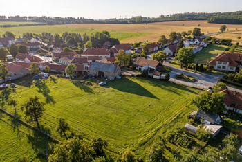 Prodej pozemku 1201 m², Zárubice