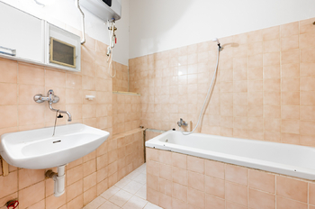 Prodej bytu 2+1 v osobním vlastnictví 60 m², Praha 7 - Holešovice