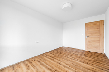 Pronájem bytu 3+kk v osobním vlastnictví 55 m², Praha 8 - Kobylisy