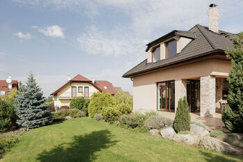 Prodej domu 260 m², Říčany