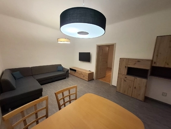 Prodej bytu 2+1 v osobním vlastnictví 64 m², Znojmo