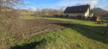 Prodej pozemku 701 m², Velemín