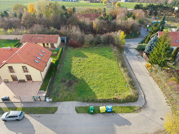 Prodej pozemku 967 m², Zápy