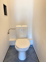 Samostatné WC - Prodej bytu 3+kk v osobním vlastnictví 70 m², Praha 9 - Letňany