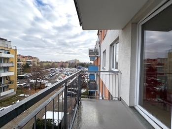 Balkon - Prodej bytu 3+kk v osobním vlastnictví 70 m², Praha 9 - Letňany