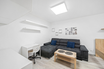Pronájem bytu 1+1 v osobním vlastnictví 47 m², Hradec Králové