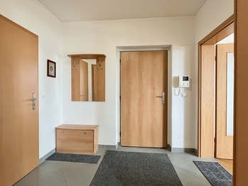 Pronájem bytu 2+kk v osobním vlastnictví 57 m², Praha 10 - Vršovice