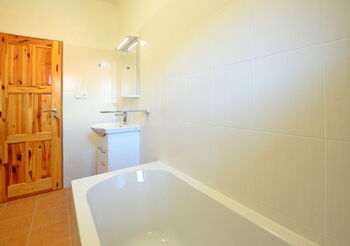 koupelna - Pronájem bytu 2+1 v osobním vlastnictví 70 m², České Budějovice