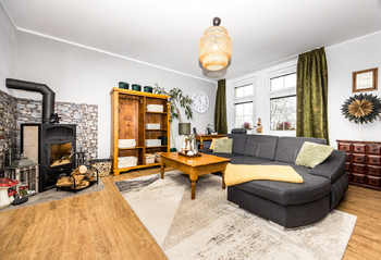 Obývací pokoj - Prodej domu 234 m², Krupka