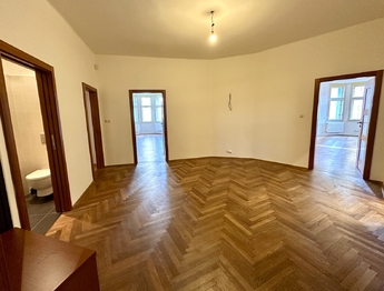 Pronájem bytu 3+kk v osobním vlastnictví 137 m², Praha 3 - Žižkov