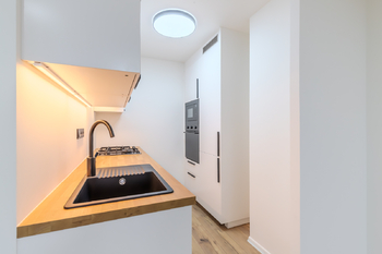 Prodej bytu 2+kk v osobním vlastnictví 43 m², Praha 4 - Chodov