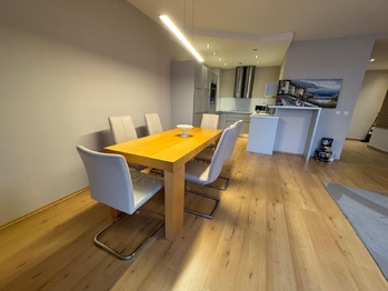 Pronájem bytu 3+kk v osobním vlastnictví 104 m², Praha 10 - Strašnice