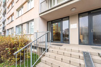 Pronájem bytu 3+kk v osobním vlastnictví 60 m², Praha 8 - Bohnice