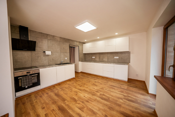 Prodej domu 175 m², Březnice