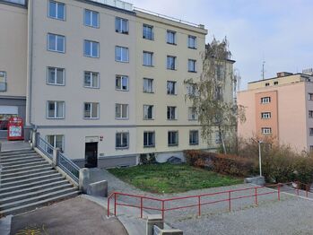 Pronájem bytu 1+1 v osobním vlastnictví 40 m², Praha 6 - Břevnov