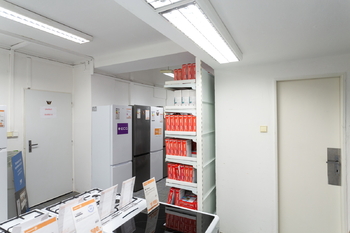 Pronájem obchodních prostor 501 m², Praha 10 - Strašnice