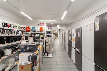 Pronájem obchodních prostor 501 m², Praha 10 - Strašnice