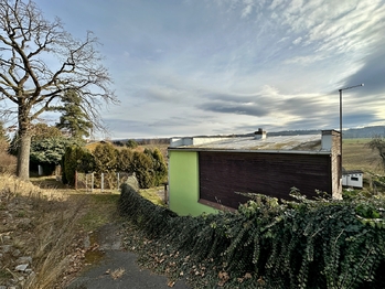 Prodej pozemku 689 m², Roudné