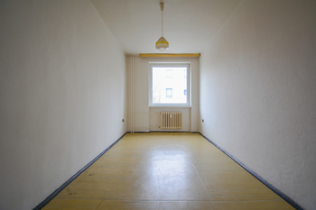 Dětský pokoj - Prodej bytu 3+1 v osobním vlastnictví 74 m², Pardubice