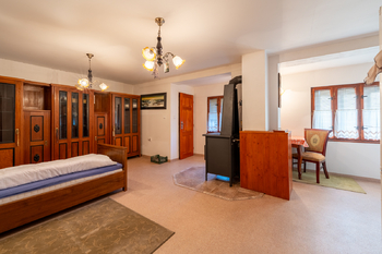 Prodej domu 217 m², Újezd