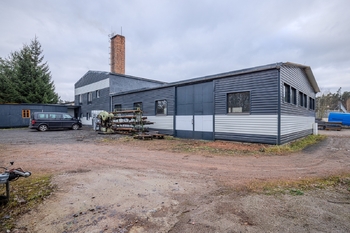 Prodej výrobních prostor 410 m², Neuměř