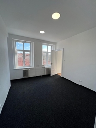 Prodej kancelářských prostor 450 m², Teplice