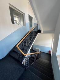 Prodej kancelářských prostor 450 m², Teplice