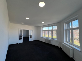 Prodej kancelářských prostor 450 m², Teplice