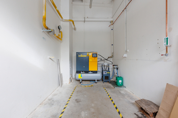 Pronájem výrobních prostor 1300 m², Chodová Planá