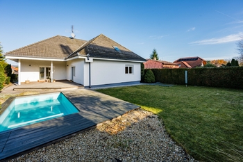 Prodej domu 251 m², Chýnov