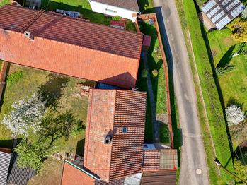 pohled na dům - Prodej chaty / chalupy 35 m², Zalešany