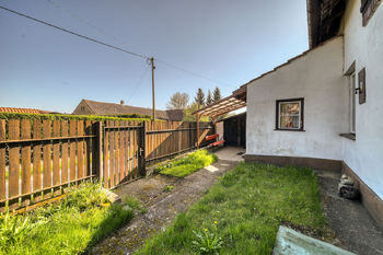 zahrádka - Prodej chaty / chalupy 35 m², Zalešany