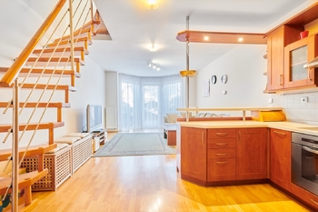 Prodej domu 75 m², Hostivice