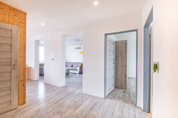 Prodej bytu 4+1 v osobním vlastnictví 92 m², Stálky