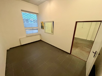 Pronájem výrobních prostor 140 m², Břeclav